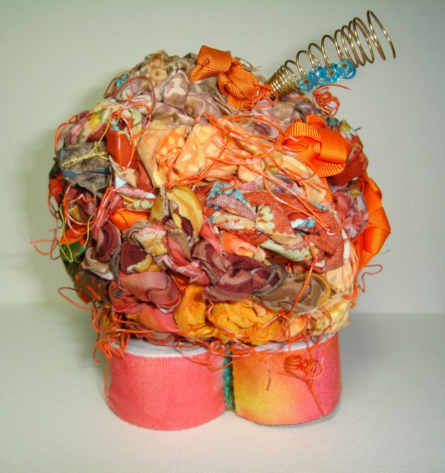 MO_Orange_nest_view2_c2015